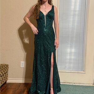 Elegant Green Sequin and Pearl Evening Gown